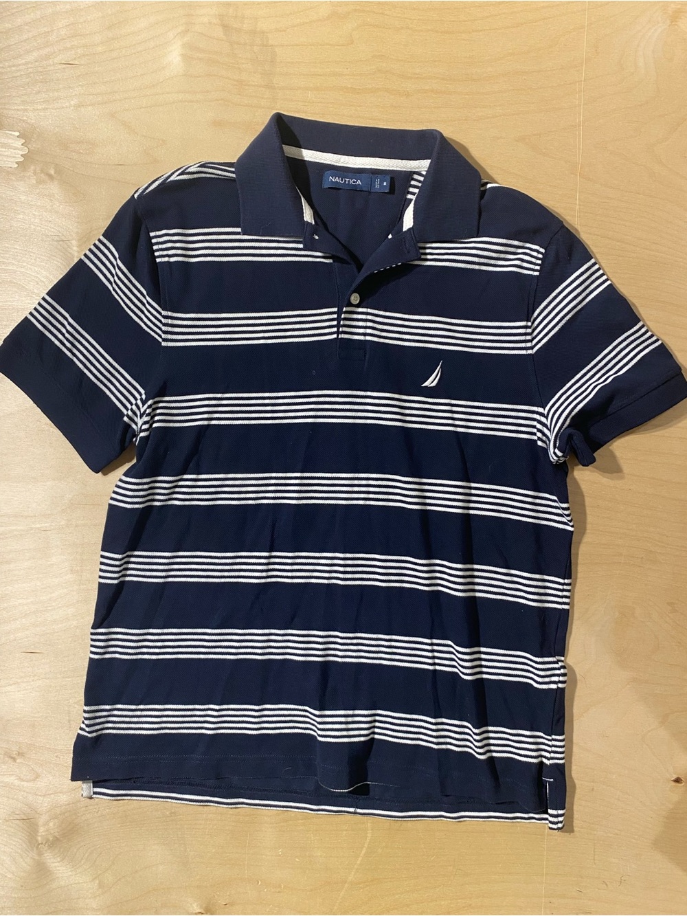 Nautica Men's Navy and White Striped Polo Shirt Medium (W)